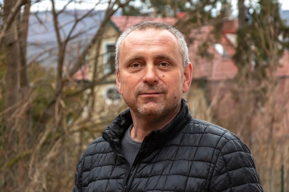 Počeo sam da živim sa ženom i njeno dvoje dece ne sluteći šta će me snaći nakon 6 meseci: Nakon jednog pitanja njenog sina, završio sam kod psihologa