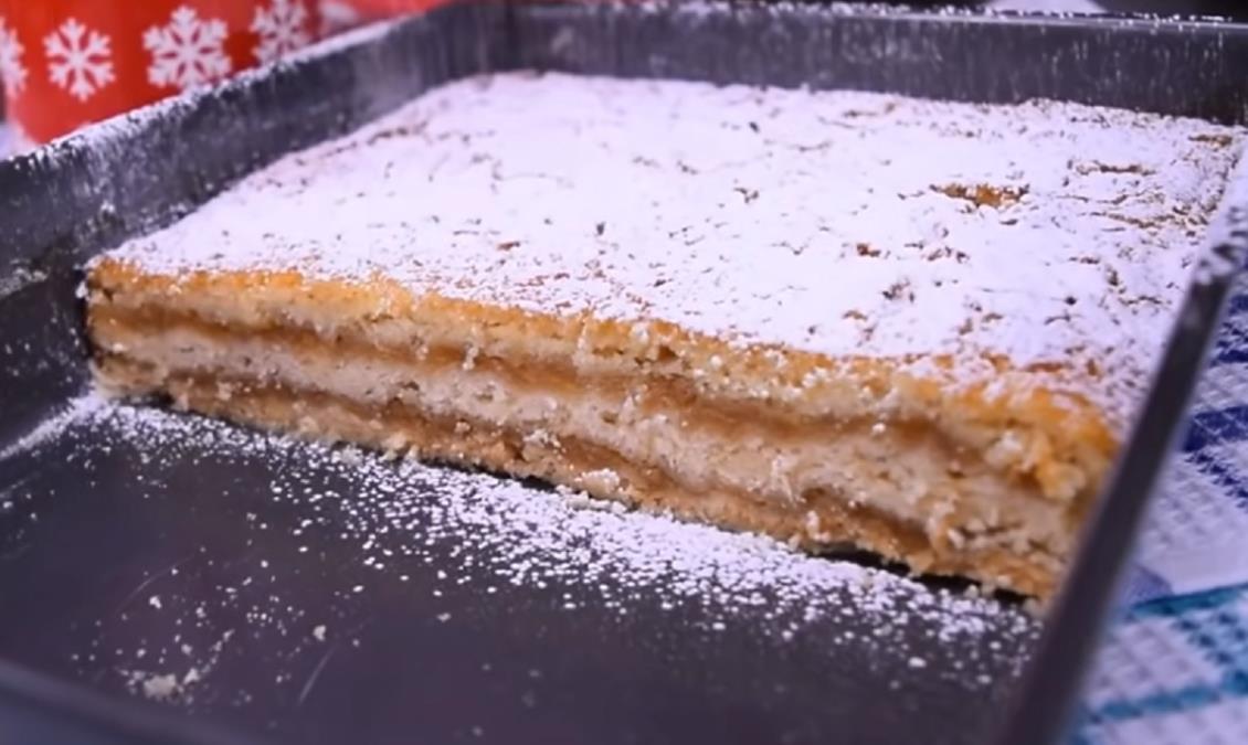 Sočna posna lenja pita sa jabukama: Starinski recept gotov za 40 minuta