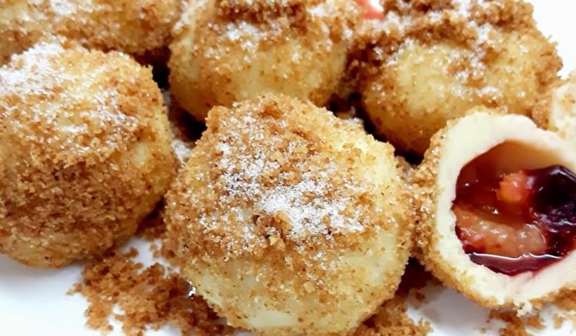 Uz ovaj jednostavan recept napravićete savršene posne knedle sa šljivama: Tope se u ustima