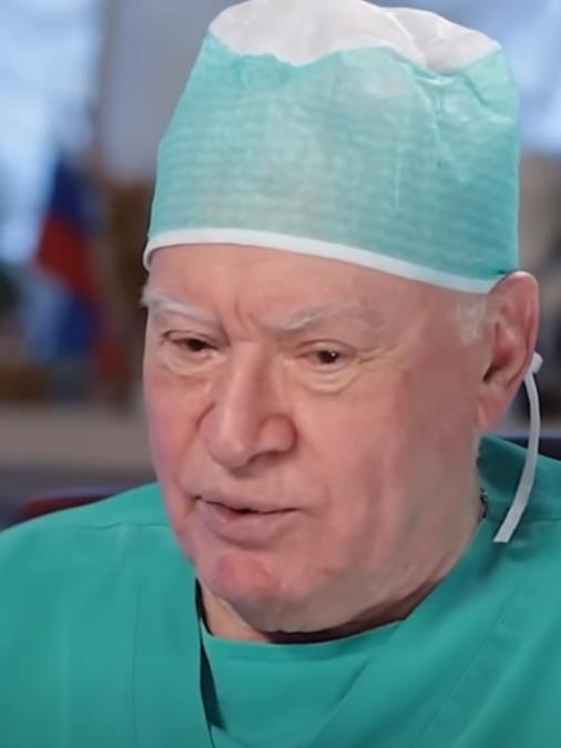 "Kad bi ljudi ovo znali, 90% njih bi izbeglo srčani udar": Otkriva najpoznatiji ruski hirurg koji je 50 godina radio operacije na srcu