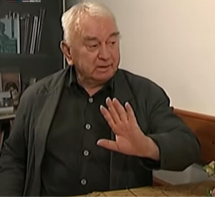 Čitava filozofija života satkana je u ovu jednu rečenicu Duška Trifunovića: To je sve što danas treba da pročitate