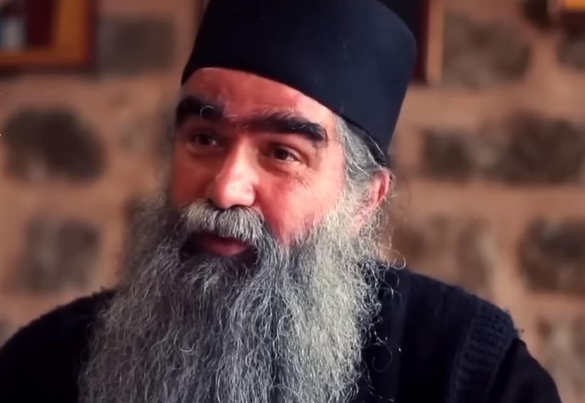 Tri stvari u kući od kojih se đavoli tresu: Ako ovo imate u kući, nečiste sile vas nikad neće posetiti, tvrdi otac Rafailo