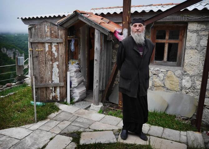 Kada vas neko uvredi i okleveta, ispravo je samo ovu stvar da uradite: Čuveni otac Melentij sa Hilandara sve je objasnio 1 rečenici