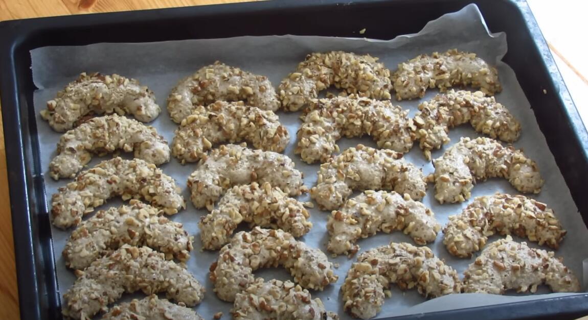 Recept za posne orasnice: Starinski kolač koji se topi u ustima