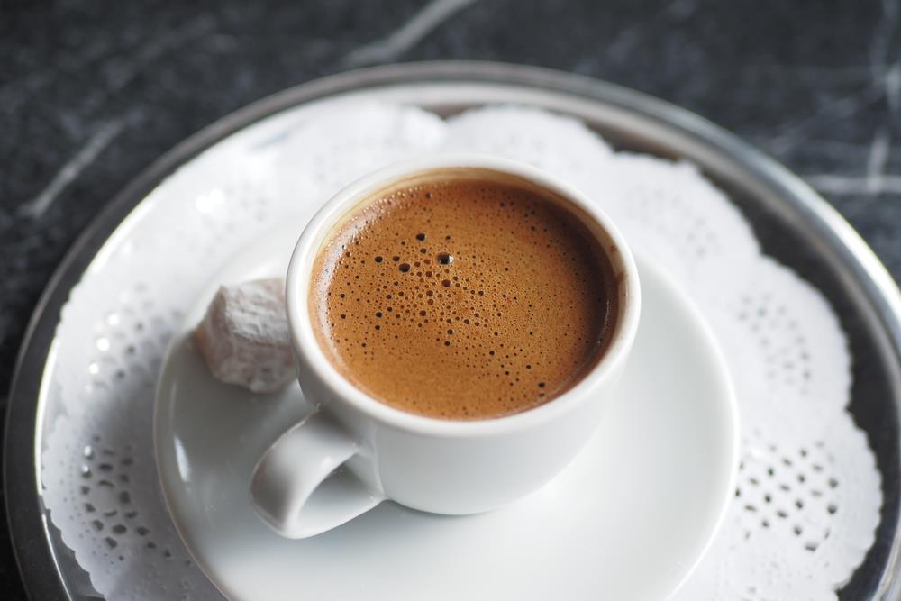 Domaća crna kafa i turska nisu ista stvar, a veliki "Savremeni kuvar" iz 1967. otkriva gde svi pravimo grešku