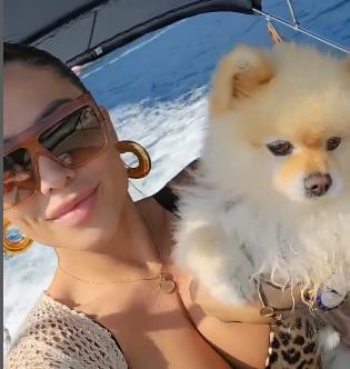 Naša najatraktivnija pevačica deceniju provela s mnogo starijim čovekom čekujući momenat kad će je zaprositi: "Možda bi sve bilo drugačije da smo imali decu..."