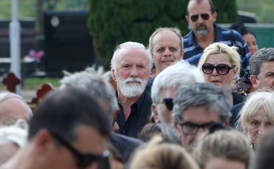 Vadio sam bubašvabe iz odeće i radio na mestu koje je izvor za rak pluća, izbeglištvo žene me rastrglo: Toliko teško sam se razboleo da je bol bila neopisiva