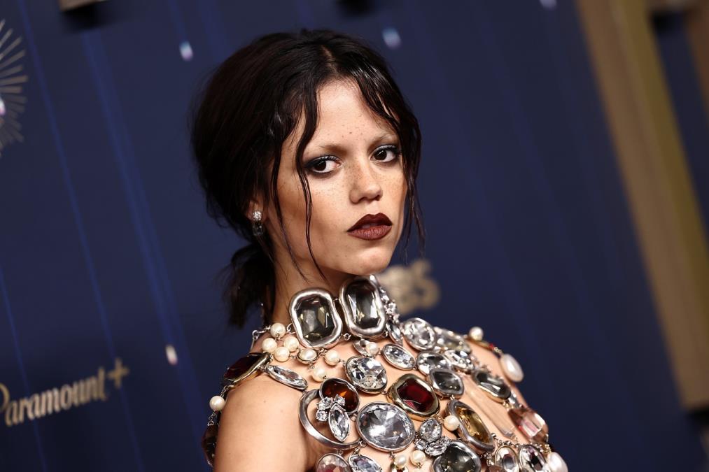 3 modna pravila Džene Ortege za niske devojke: Uz sledeće trikove glumica na najbolji način izdužuje svoju figuru