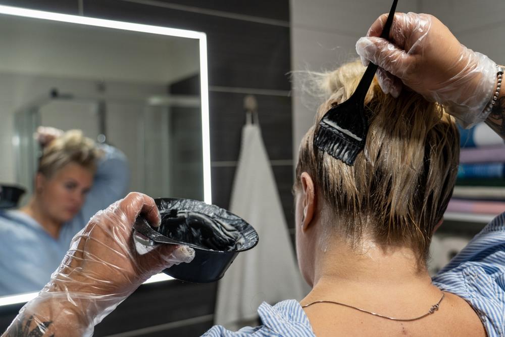 Da li se treba farbati kada je kosa prljava ili čista? Detaljno objašnjenje za najbolji rezultat