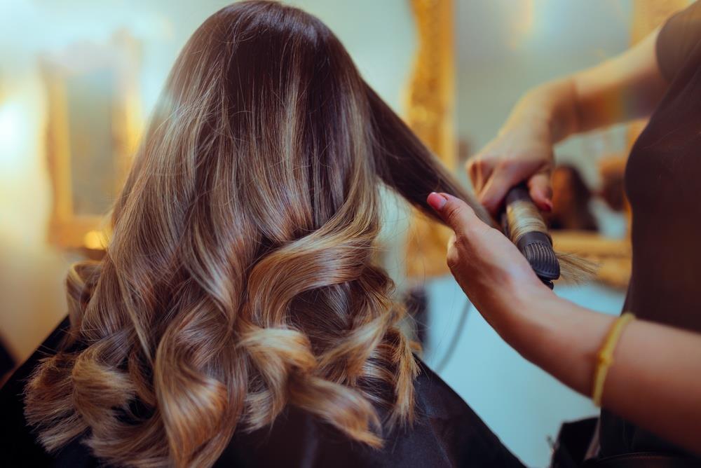 Trendovi boje kose za proleće 2026. biće u potpunosti drugačiji od prethodih godina: Pripremite se za 4 pupularne tehnike