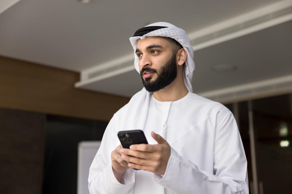 Pitala sam Arapina da li misli o osećanjima svoje žene kad dovede drugu u kuću: Njegov odgovor me šokirao