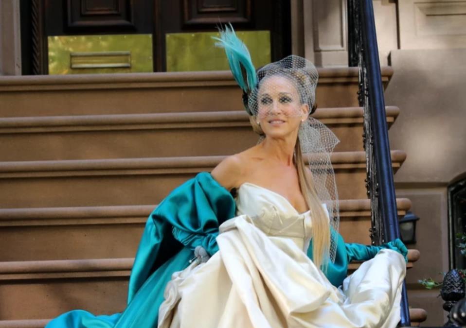 U prodavnici polovne robe za 2 000 dinara kupila dizajnersku haljinu iz kultnog filma koja vredi 7 000 evra: Ono što hoće da uradi s njom šokira