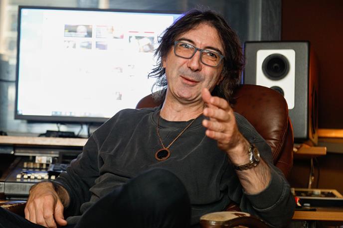 Prva žena ga ostavila zbog ljubavnih afera sa pevačicama, ona ga izbavila iz kandži zelenaša: Pa zahtevala nešto što je šokiralo i Sašu Popovića