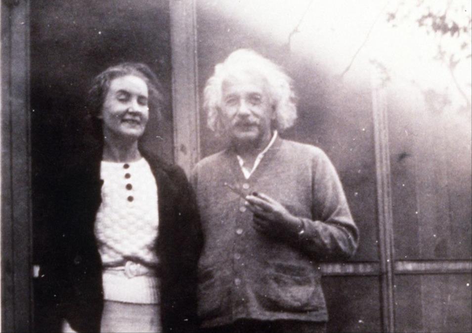 Poslednja ljubavnica Alberta Ajnštajna izbegavala je s njim intimu: Genijalna Srpkinja ga ostavila jer nije želala život u troje, pa je oženio svoju rođaku