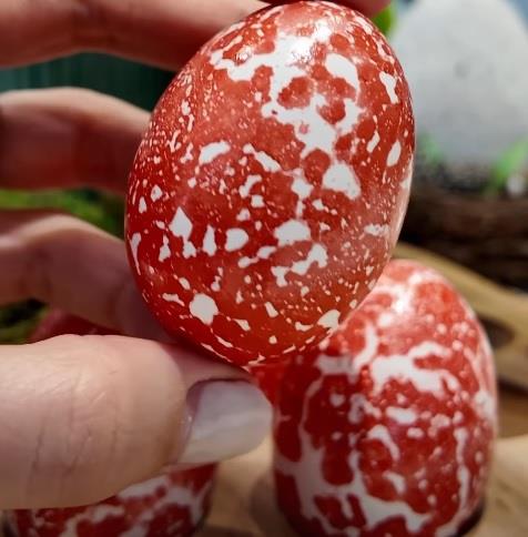 Najjednostavnija tehnika farbanja jaja: Toliko su lepa i šarena, da drugi način nećete ni probati