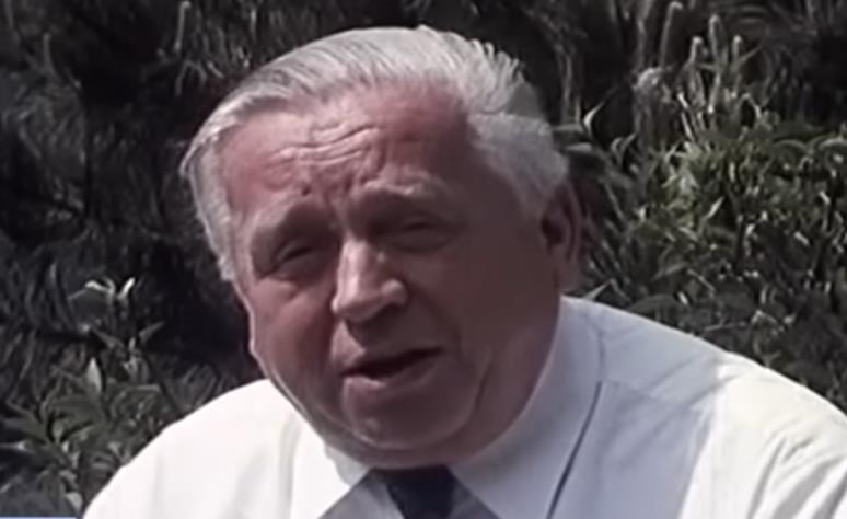 Branko Ćopić oženio uglednu doktorku, a patio za ovom 18 godina mlađom ženom sa kojom se tajno vi: Na mestu sa kod se bacio u smrt supruga našla samo 1 stvar