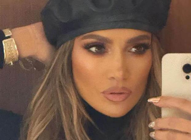 Snimak Dženifer Lopez iz Las Vegasa kruži mrežama i ljudi ne mogu da veruju šta gledaju: Kad je izašla na scenu svima su pale vilice, a kad se okrenula...