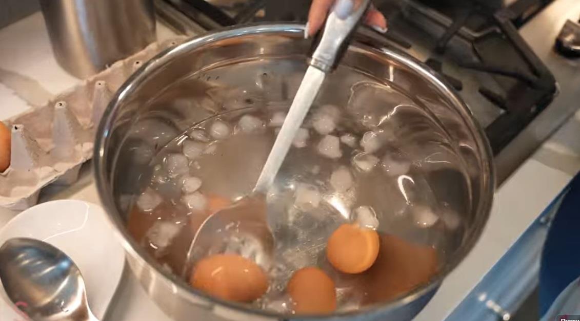 Evo koliko tačno minuta treba kuvati jaja: Samo tako neće popucati i lako će se ljuštiti