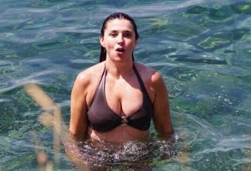 Cela Srbija je pamtila po tome što je muža prevarila sa Turčinom: Sanja je doživela horor od kolege glumca "Skidala sam ga sa sebe"