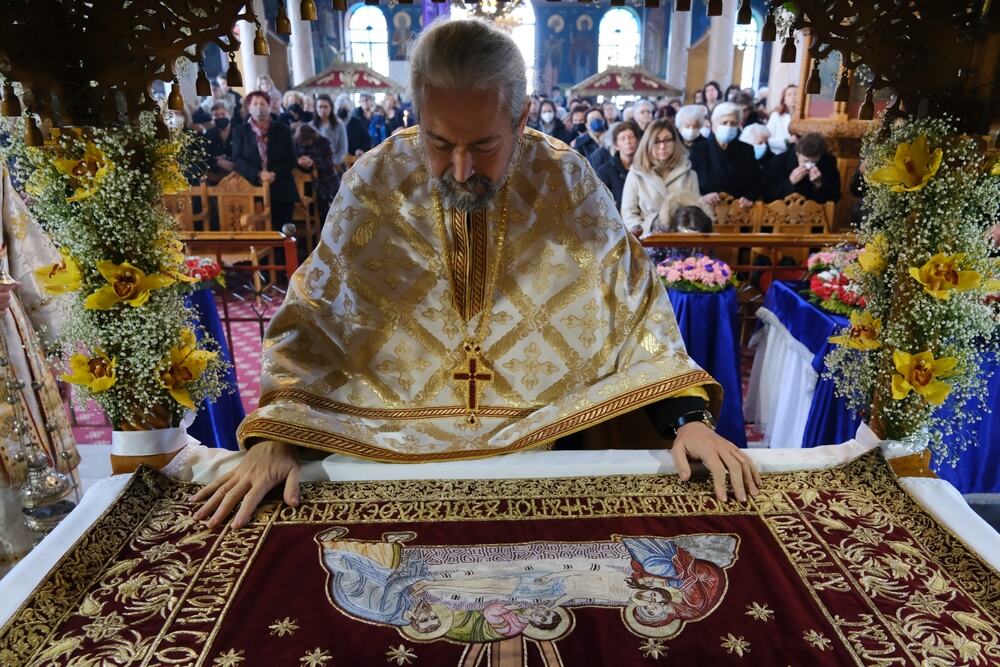 Smatra se da pričešće na ovaj dan može da donese oproštaj čak i onima s teškim grehovima: A deca obavezno moraju da urade ovo