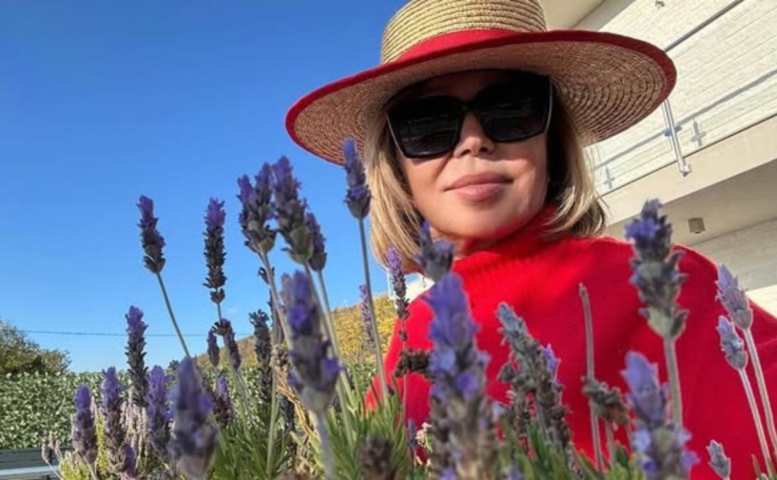 Najobrazovanija žena na estradi je jedina koja je bivšem mužu ostavila stan: Zamerili su kad je majku smestila u starački dom, a ona za porodicu daje sve