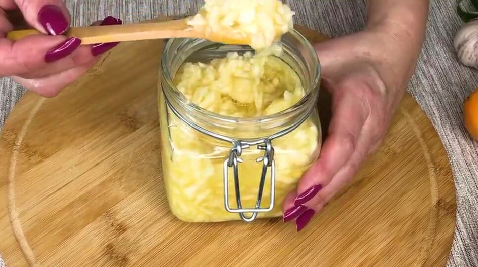 Kaša od 3 sastojka je tajna formula za snižavanje nivoa šećera u krvi: Jedna kašika dnevno je odlična za dijabetičare i one koji vode zdrav život