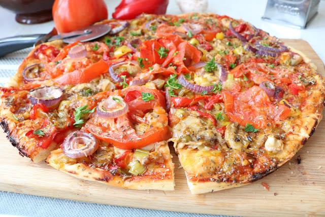 Domaći recept za posnu picu koja je ukusnija i sočnija od mrsne: Tajna je u jednom neobičnom sastojku