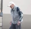 20250227-11-39-33gene-hackman-94-spotted-in-new-photos-wearing-nearly-identical-outfit-from-wee.jpg