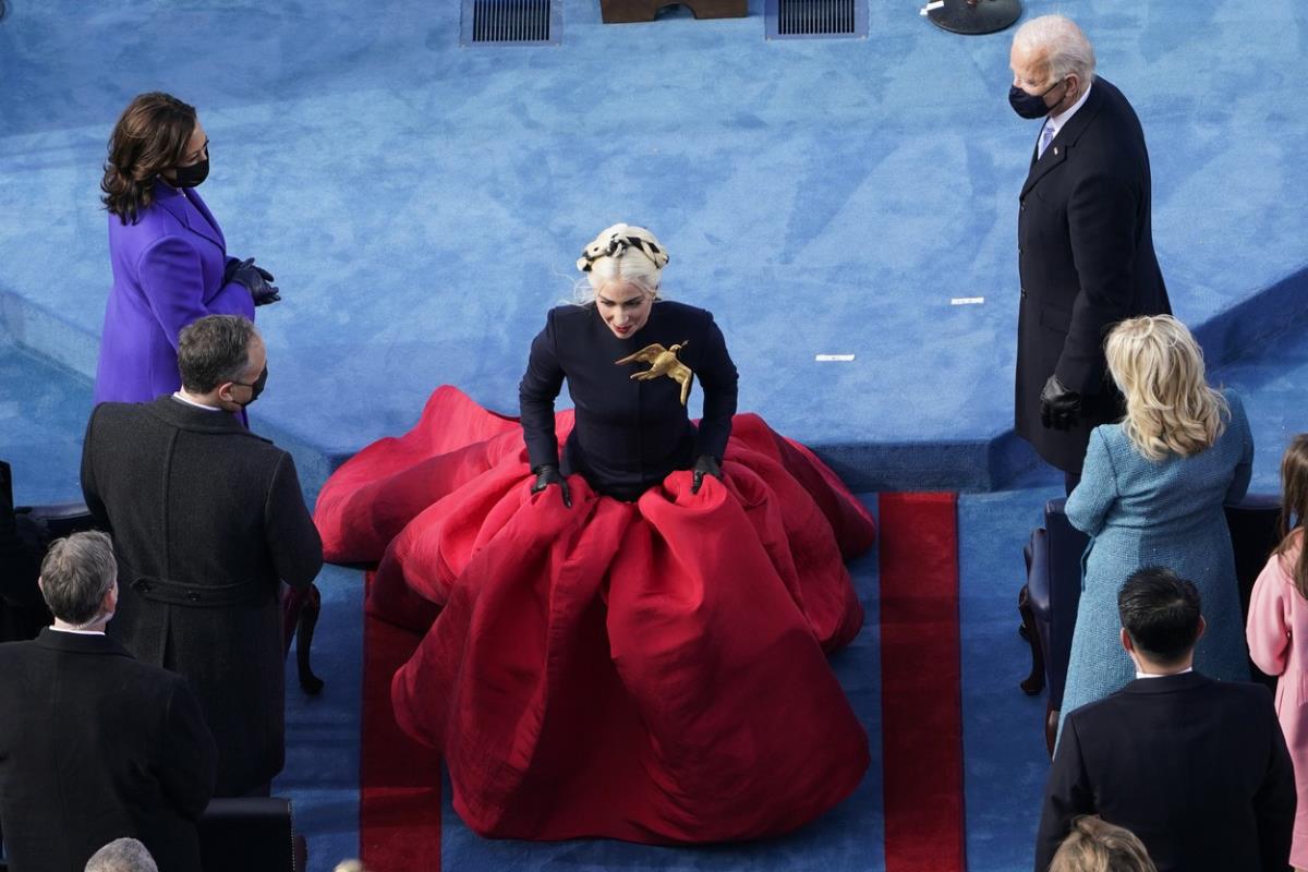 gaga.jpg