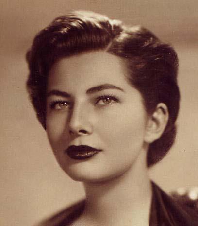 queenshabanu-soraya-esfandiarybakhtiari-tehran-1953.jpg