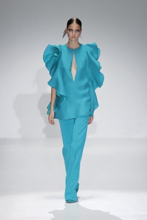 peplum.jpg