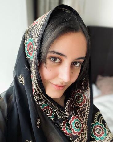 jasmina.jpg