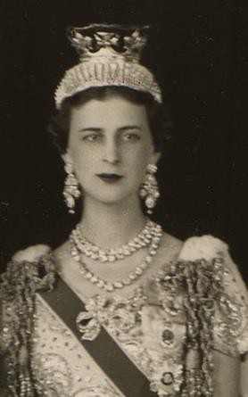 princess-marina-of-greece-and-denmark-in-king-george-vis-coronation-cropped.jpg