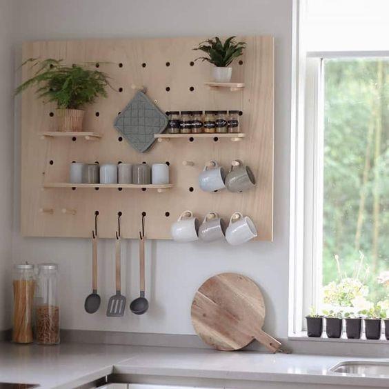 pegboard-linera.jpg