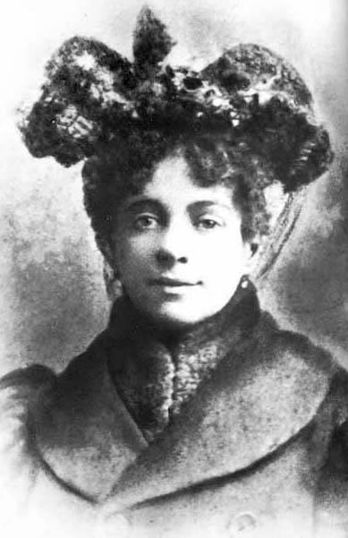 hannah-chaplin.jpg