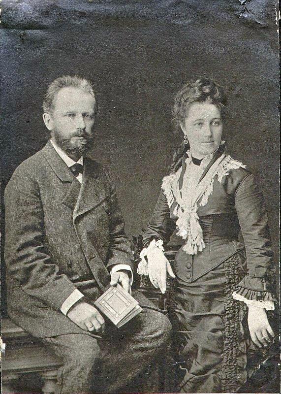 tchaikovsky-with-wife-antonina-miliukova.jpg