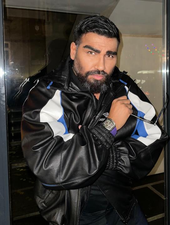 azis2.png