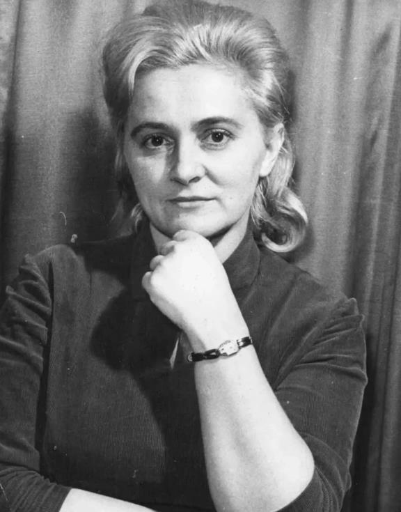 Mira Alečković