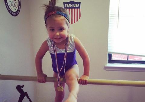 ema-trogodisnja-gimnasticarka.jpg