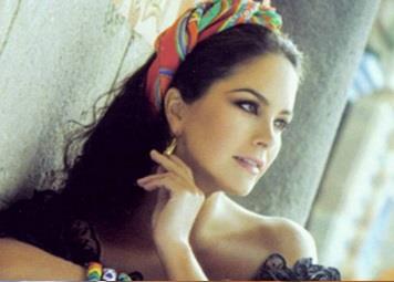 lucero.jpg