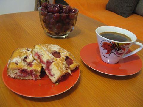 kolac-s-visnjama.jpg