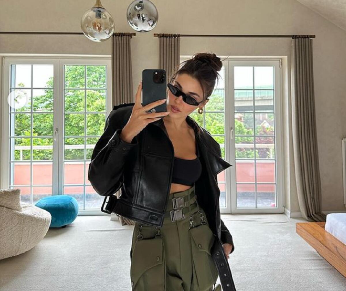 handeercel.jpg