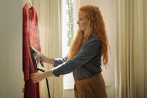 vertical-steaming-of-a-dress-211.jpg