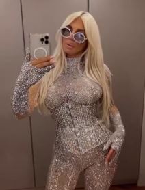 jelenakarleusa4.jpg