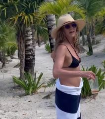 dzenifer-aniston.jpg