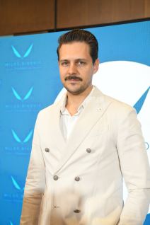 milosbikovic-3.jpg