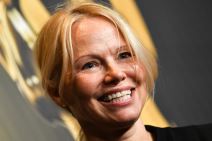 pamelaanderson-1.jpg