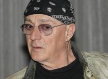olivermandic2.jpg