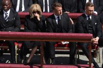 brizit-makron (1).jpg