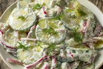 Salata sa krastavcem i jogurtom